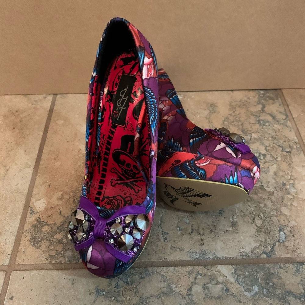 Gorgeous pair of pumps, make me an offer